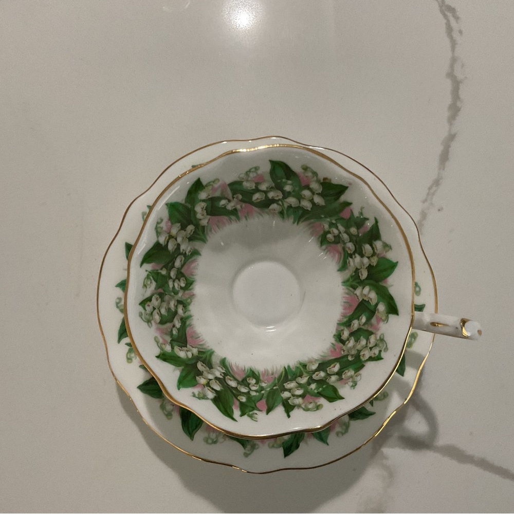 Princess Anne Bone China Lily of the Valley Teacup and Saucer Set - Picture 5 of 7